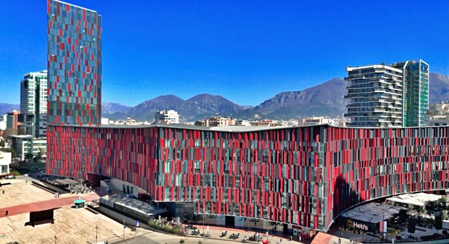 Dyshime për pastrim parash  një kompani fantazmë nga Amerika ble kazinonë e Stadiumit nga Albstari