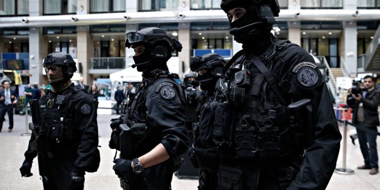 Do vrisnin Prokurorin e Përgjithshëm të Brukselit    Mafia shqiptare nën hetim për komplot  8 të arrestuar