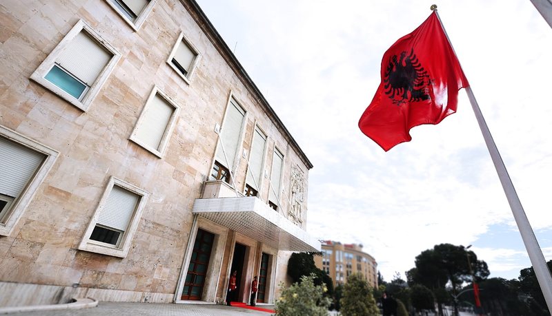 Ndryshime drastike në qeverine shqiptare