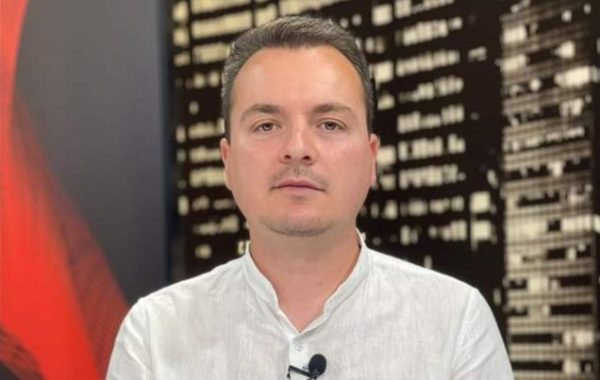 PD-ja, si Firmë Piramidale!