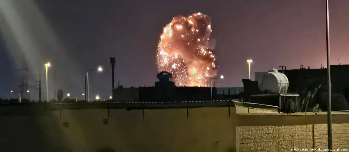 Vendet e Gjirit Persik  Bazat e SHBA së mbrojtje apo rrezik 