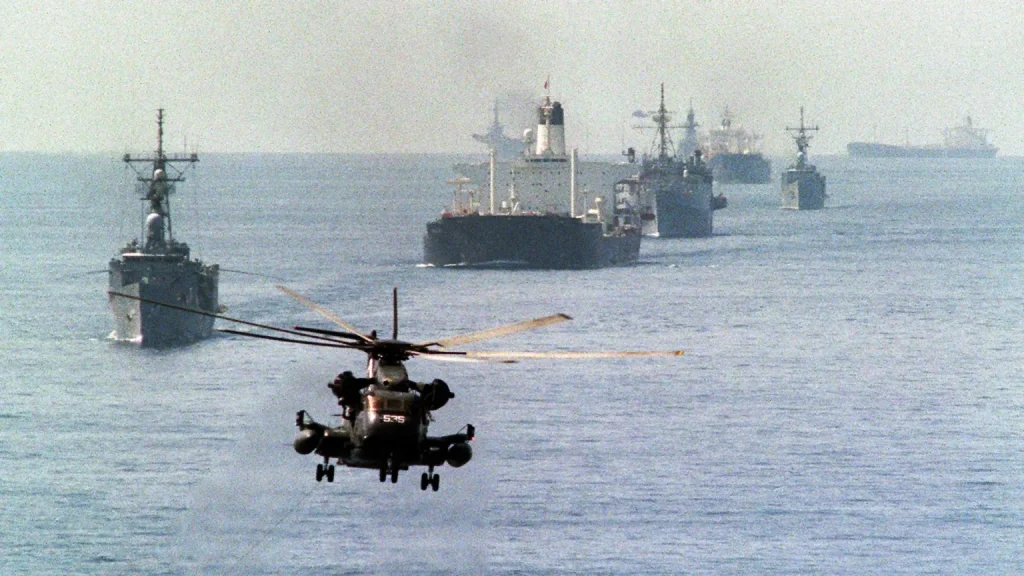 Ngushtica e Hormuzit mbyllet sërish  Irani akuzon SHBA për  pirateri 