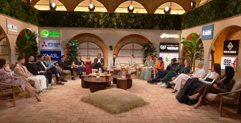  Kur u bëre ti të tregosh nivelin   Përplasje e ashpër në Ferma VIP 3  Blerina  shpërthen  ndaj Akilit