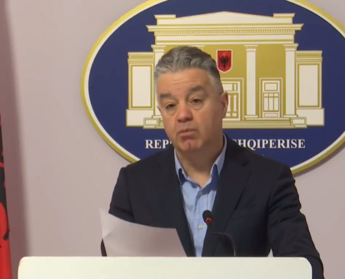 Bozdo  PD projektligj për të mbajtur nën kontroll çmimin e karburantit