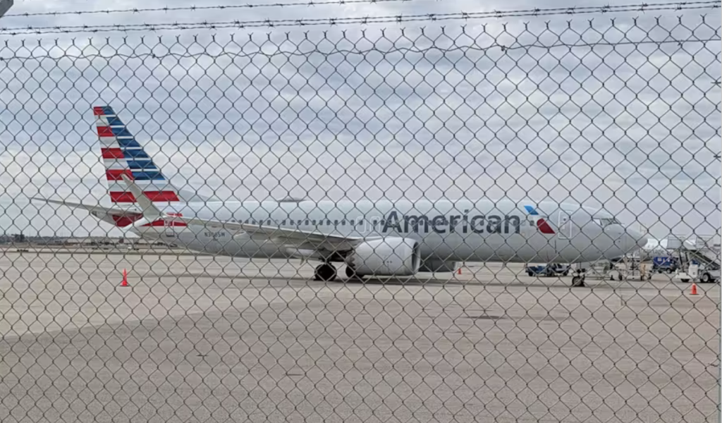 Incident në avion në aeroportin e Detroitit  FBI nis hetimet