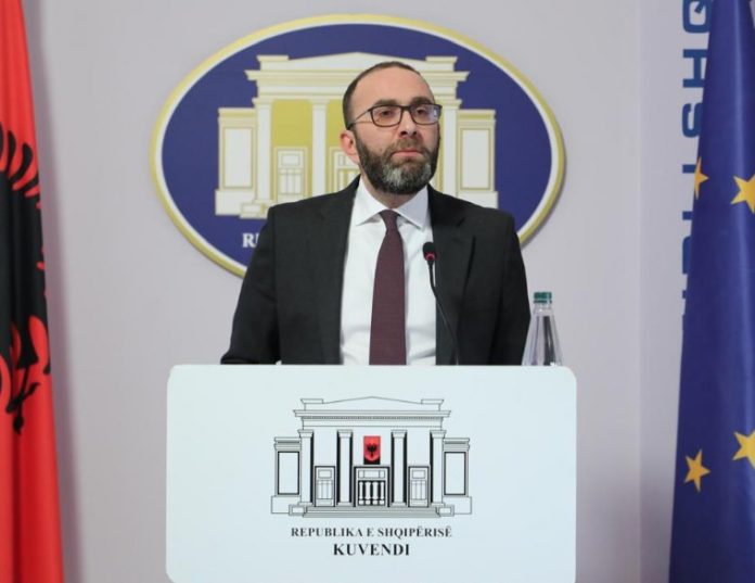 PD  Mazhoranca pengese per integrimin