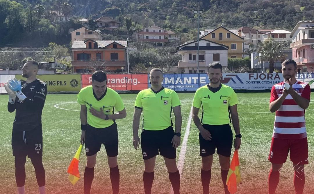 Miqësore  Korabi mund Vorën