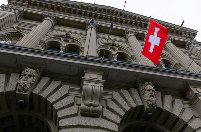 ip  Zvicra refuzon dy kërkesa të SHBA për fluturime mbi territorin e saj