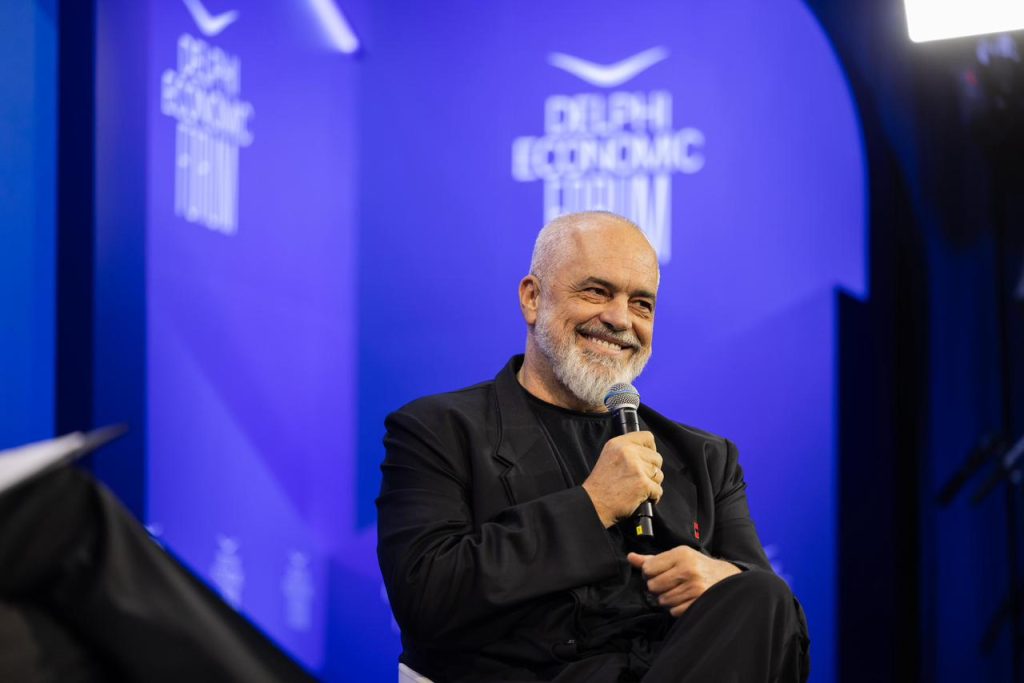 Rama nga Athina  Ligji i luftës me Greqinë duhet të marrë fund  ambicia e përbashkët është që deri në vjeshtën e ardhshme të arrihet dakordësi për të gjitha mosmarrëveshjet