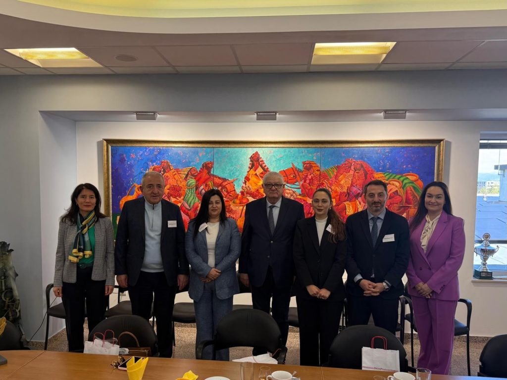 Zgjedhjet në Bullgari  Kuvendi i Shqipërisë vëzhgon procesin përmes misionit të PABSEC