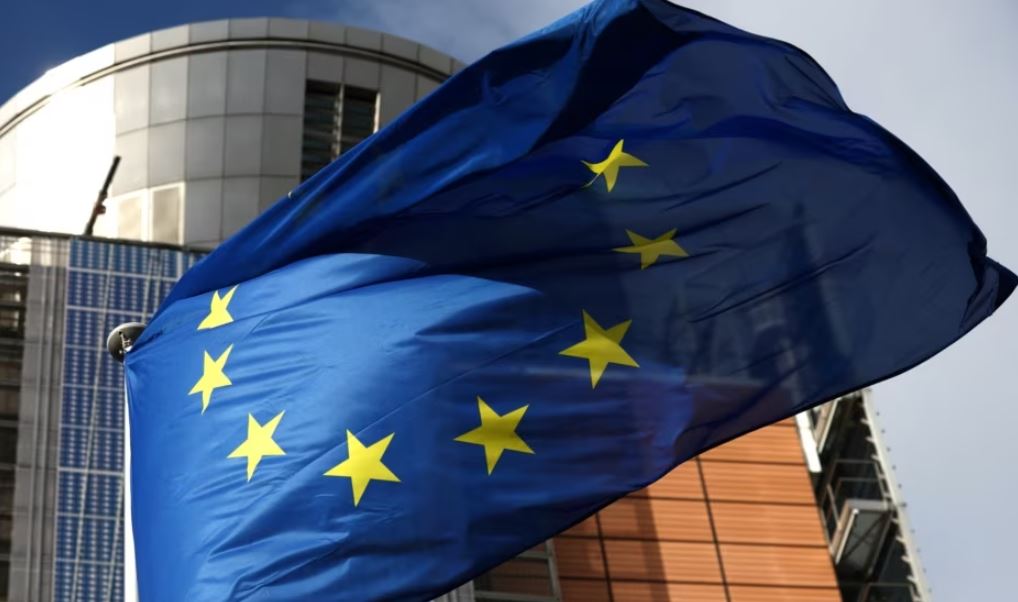 BE arrin marrëveshjen për të përgjysmuar importet e çelikut dhe për të dyfishuar tarifat për dërgesat e tepërta