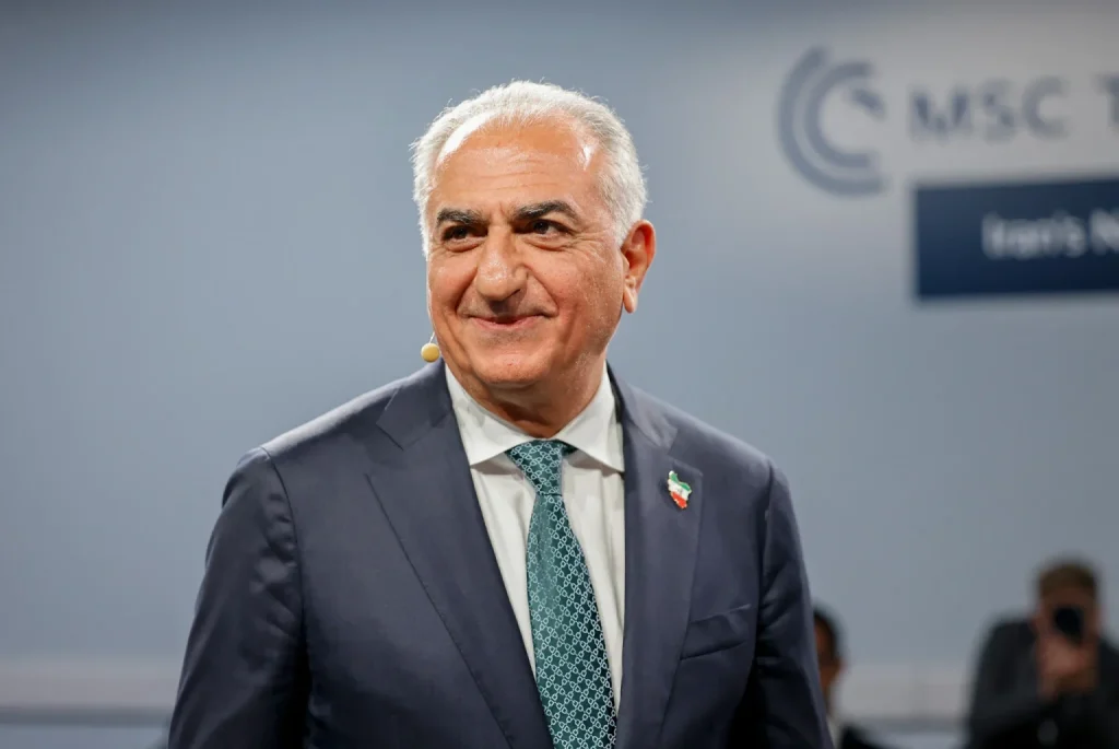 Djali i shahut të fundit kërkon ndryshim politik në Iran