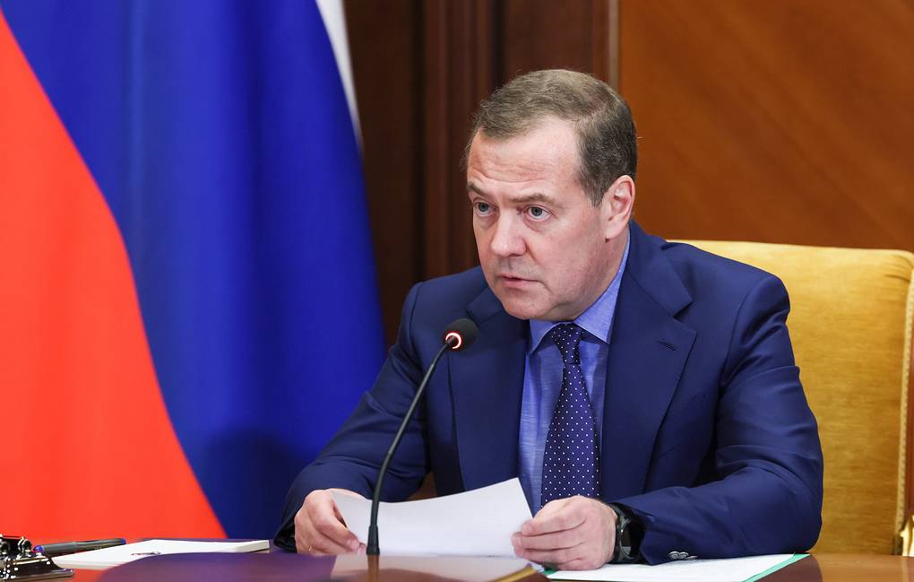 Medvedev  Rusia të heqë dorë nga qëndrimi tolerant ndaj përpjekjeve të Ukrainës për t u anëtarësuar në BE