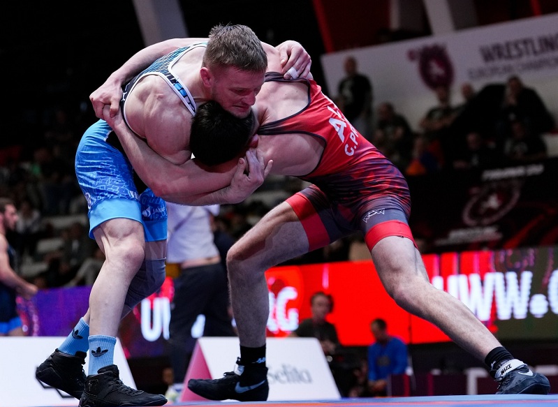 MUNDJA  MEDALJET EUROPIANE Dominojnë sportistët nën siglën e Federatës Botërore