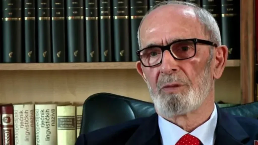 Ndarja nga jeta e Rexhep Qoses  Kosova shpall të premten ditë zie në nder të akademikut