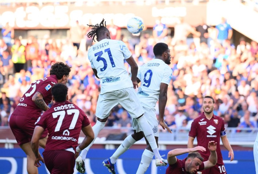 Inter shtyn festën e titullit  zikaltrit ngecin në Torino  Dimarco shkruan historinë  video 