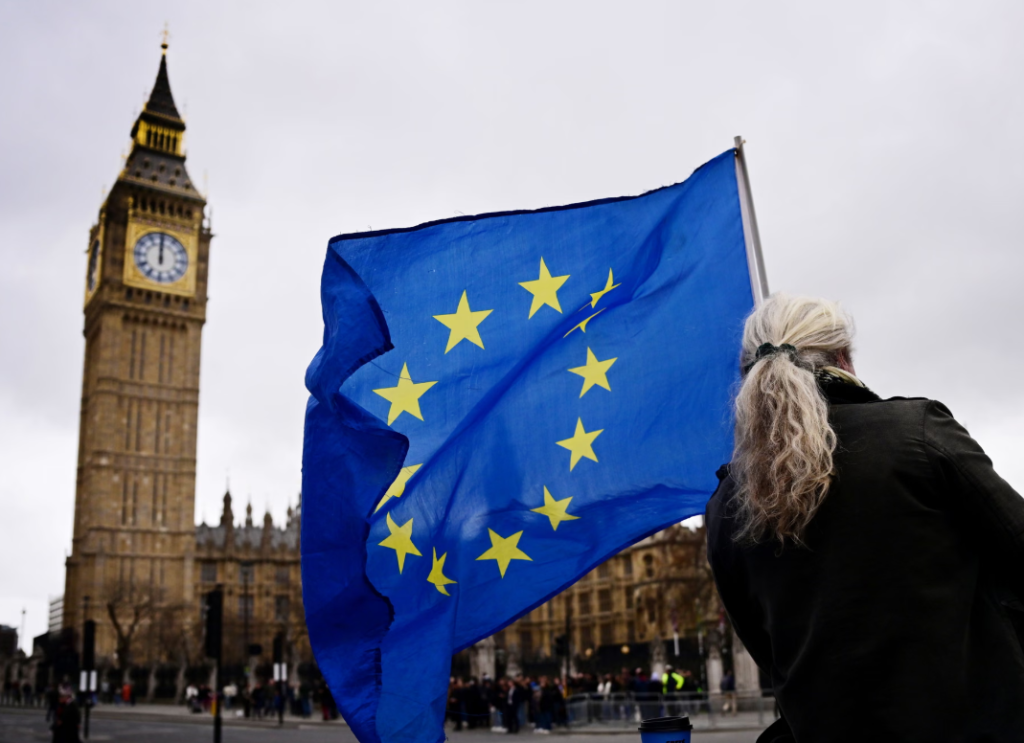 Më shumë se gjysma e britanikëve mbështesin rikthimin në BE 10 vjet pas Brexit