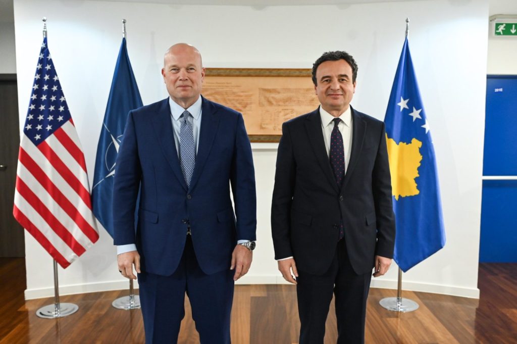 Kurti pret ambasadorin e SHBA së në NATO  Matthew Whitaker  zbulohen detajet nga takimi