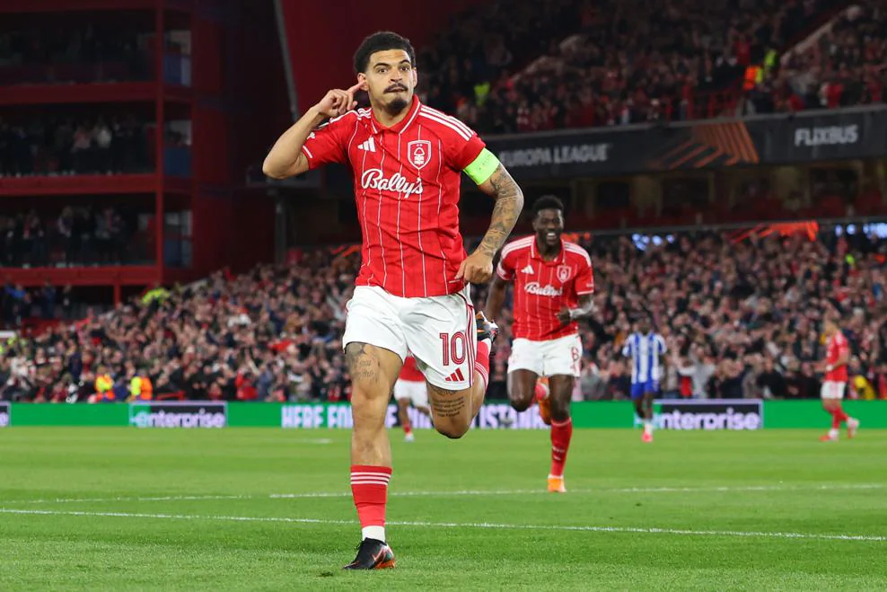 Nottingham Forest  në një gjysmëfinale pas 42 vitesh