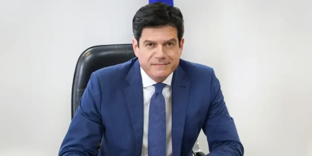 Ndërkombëtarët mbështesin studentët shqiptarë në RMV  Kërkesa e tyre për provimin në gjuhën shqipe  plotësisht 