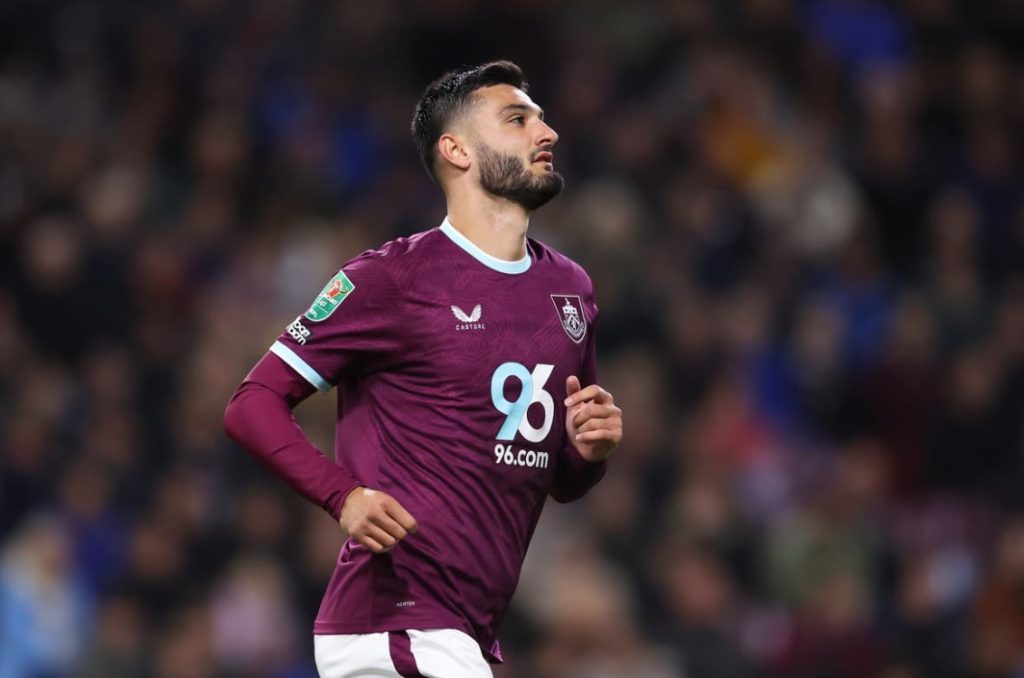 Armando Brojës mund t i duhet ta nisë nga e para  te Burnley janë gati për vendimin drastik