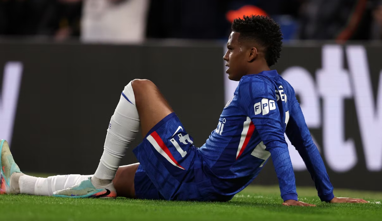 Chelsea  Estevao mbyll sezonin para kohe  edhe Botërori në rrezik