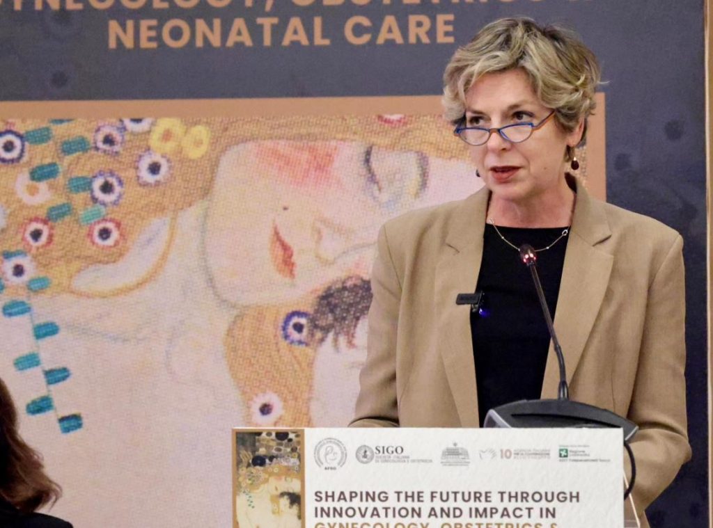 Evis Sala  Shëndeti i gruas duhet të jetë prioritet kombëtar