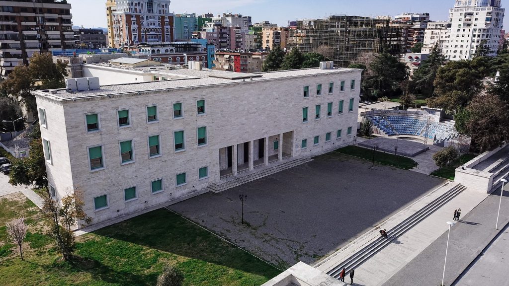 Katër ditë filma dhe aktivitete në Universitetin e Arteve  fokusi në ISFFT krijimtaria e kineastëve të rinj