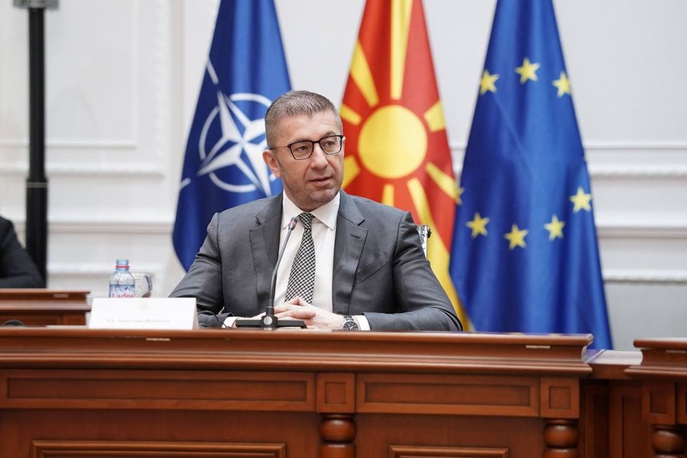 Mickoski  Jemi të gatshëm të bisedojmë me Bullgarinë  mirëpo kërkojmë nga BE garanci për identitetin maqedonas