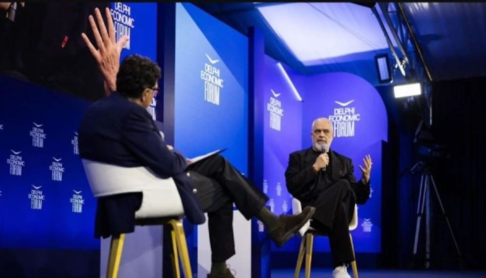 Rama në Delfi  I kam kërkuar Trumpit të angazhohet për çështjen e Hashim Thaçi në Hagë