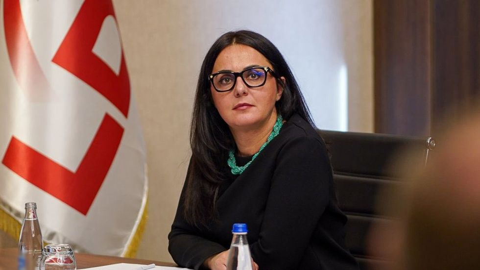 Lushaku reagon pas video adresimit të Kurtit  A e patë kush po i do zgjedhjet 