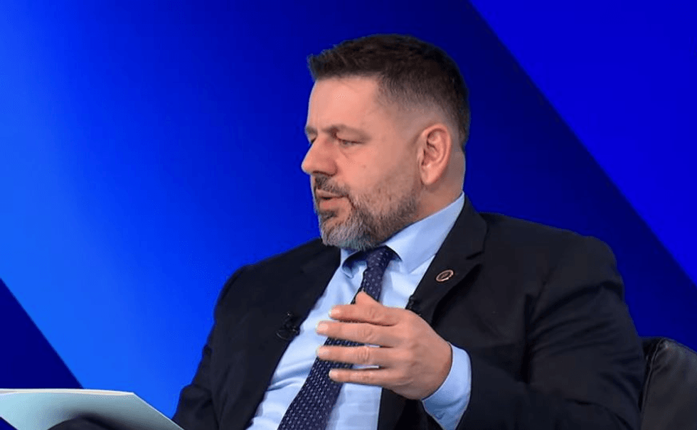 Bekë Berisha për kandidatet e LVV së për president  Nuk po i njoh vallahi
