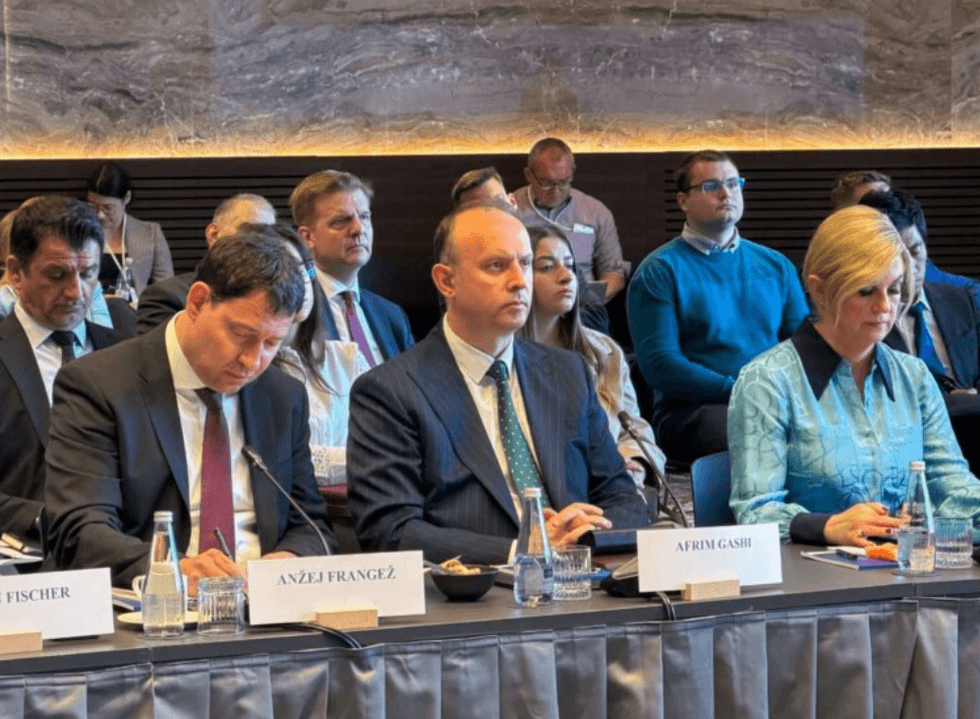 Gashi në Lubjanë  Integrimi i Ballkanit Perëndimor është domosdoshmëri strategjike për Europën