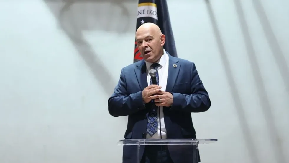 Kush është Ardian Gjini  kandidati i AAK së për Kryeministër 