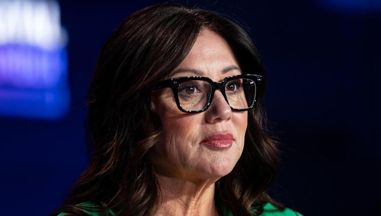 Sekretarja e Punës në SHBA largohet nga detyra mes akuzave për abuzim me pushtetin