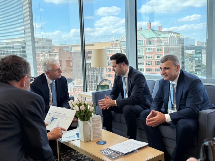 Malaj takim me zyrtarin e FMN së  Vijojmë reformat për zhvillim të qëndrueshëm