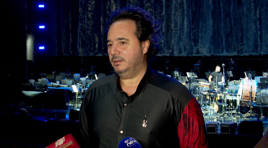 Olen Cesari rikthehet me tre netë concert në Pallatin e Kongreseve