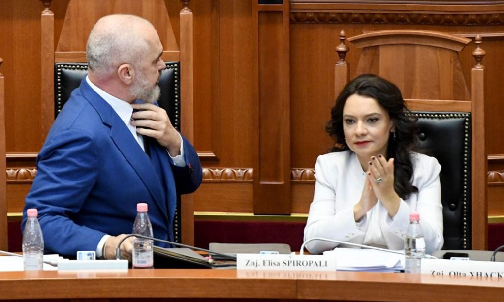 Rama paralajmëron Spiropalin me përjashtim nga Grupi Parlamentar
