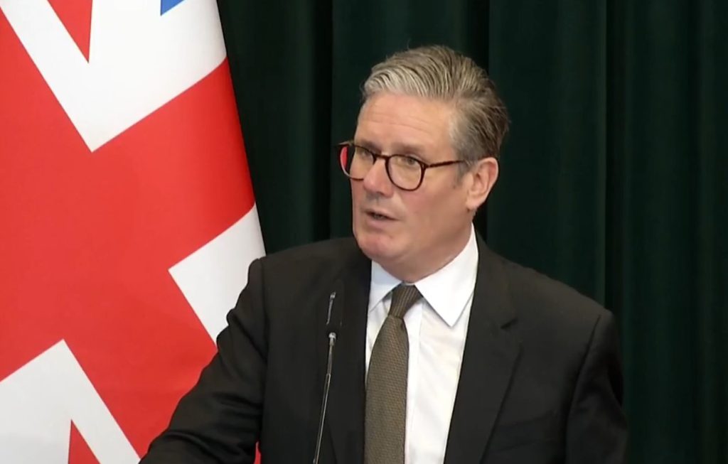 Çështja e Mandelson  Starmer përjashton mundësinë e dorëheqjes së tij