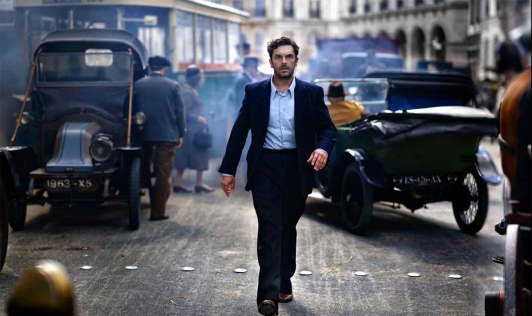  La Vénus Électrique  hap Festivalin e Kanës mes iluzioneve dhe dashurisë