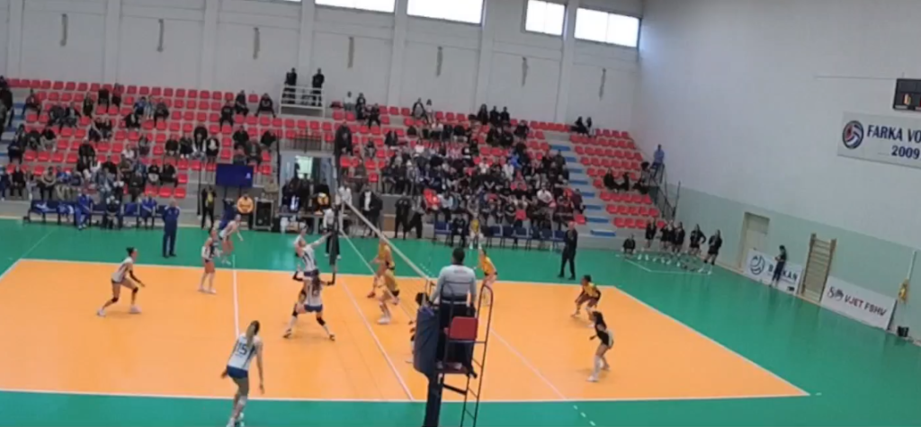 Volejboll vajza  Pogradeci mposht Tiranën  titulli vendoset në finalen e 5 të
