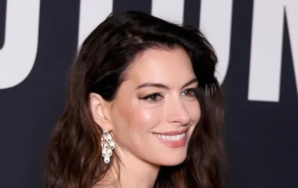 Anne Hathaway