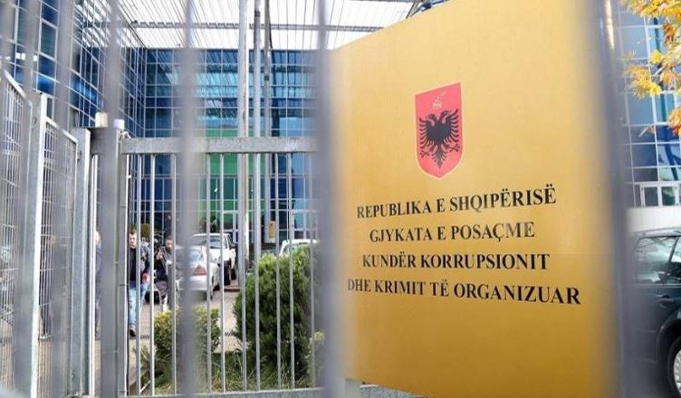 Operacion në Shqipëri e Itali  SPAK godet grupin kriminal  lëshohen 14 masa sigurie