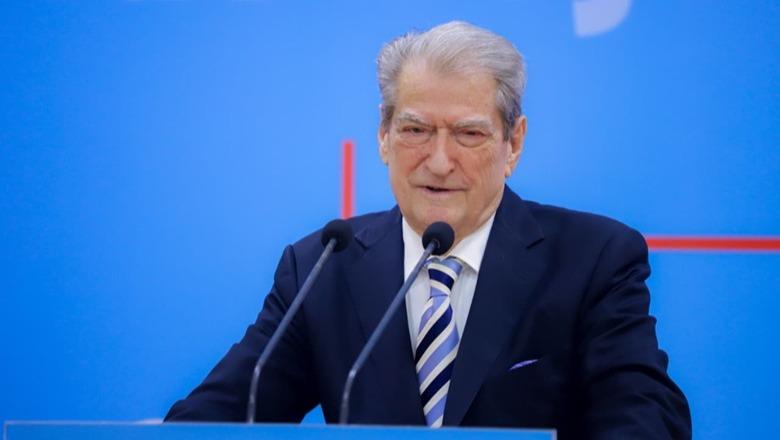 Zgjedhjet për kreun e PD  Berisha   Mirënjohje edhe atyre që votuan kundër  jemi një familje 