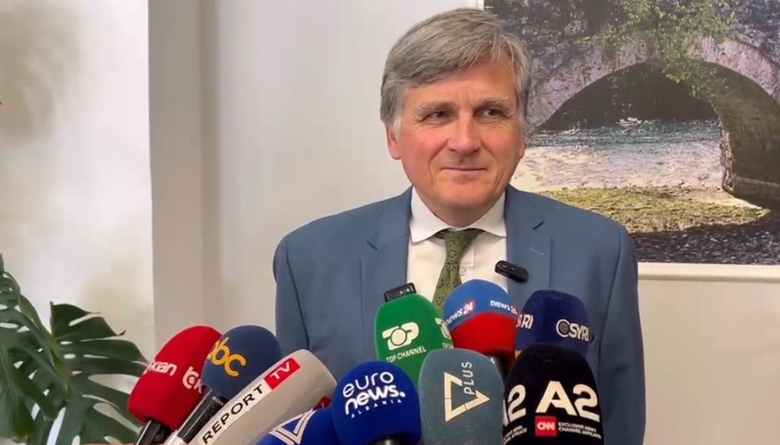 Reforma territoriale dhe ajo zgjedhore  ambasadori i OSBE së  Puna po ecën ngadalë  Ne nuk imponojmë modele  vendosni ju vetë