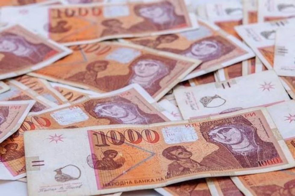 Ministria e Financave  I është hequr licenca e punës një shoqërie financiare  kontrollet vazhdojnë