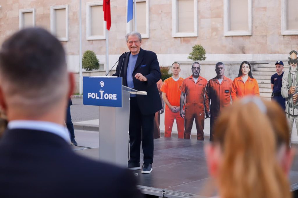 Berisha  Raporti i IBAR kaloi për shkaqe gjeopolitike  por në përmbajtjen e tij  Rama është në rreth të kuq