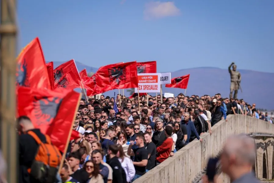 Deklarata e fortë  Studentët shqiptarë në Maqedoninë e Veriut po ndiqen nga shërbimet sekrete