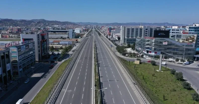 Miratohen shpronësimet për zgjerimin e autostradës Tiranë Durrës dhe Bazës Ajrore të Farkës