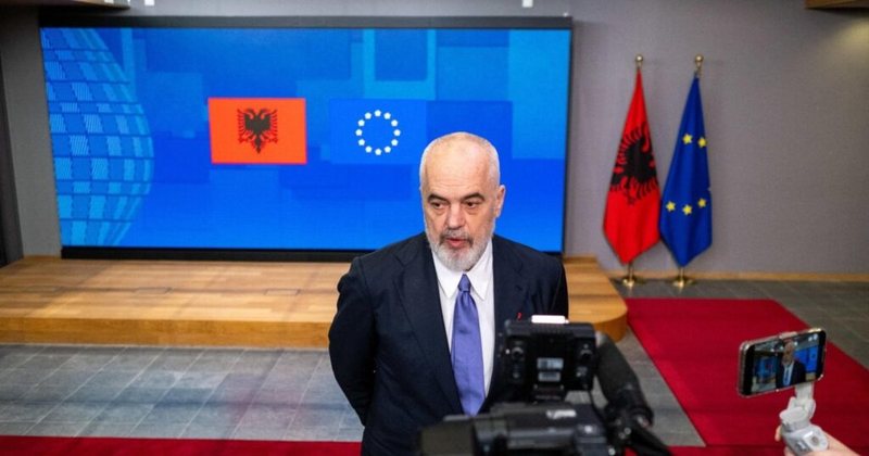 Kush pret me shpresë  pret pafund   Mirazhi i Brukselit